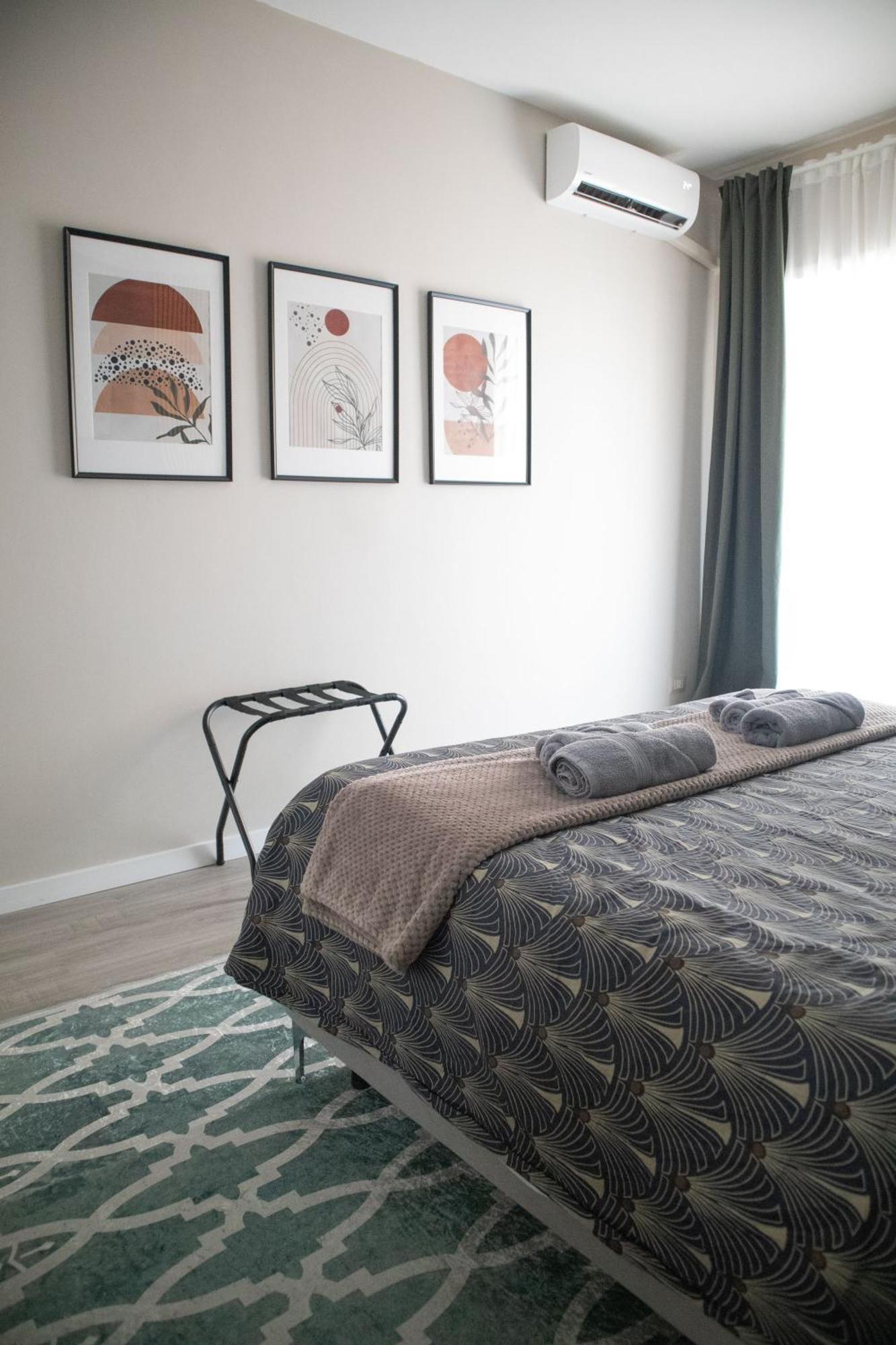 Appartamento Sara's - Modern Near Metro, Perfect For Families And Groups In Roma